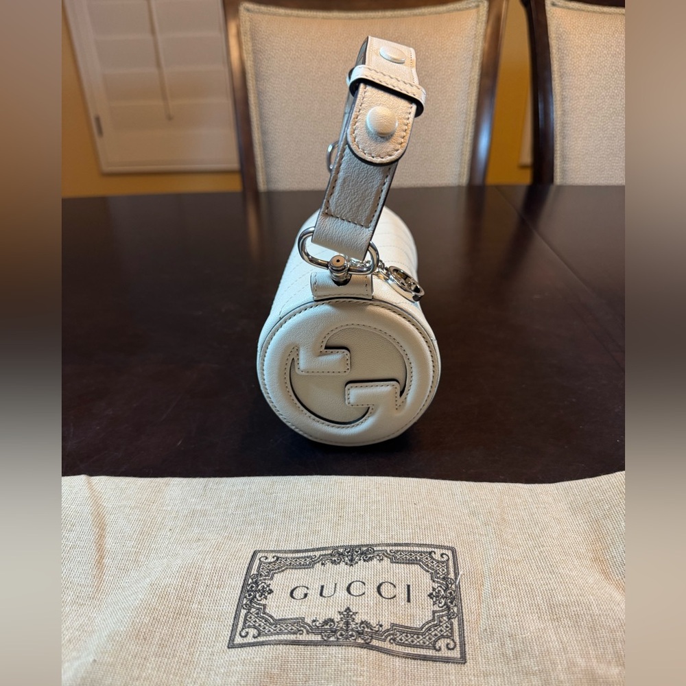 New Authentic Gucci Blondie GG Logo Ivory Shoulder Bag - Picture 10 of 14